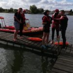 Szkolenie ratownicze nad jeziorem