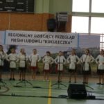 Zespół uczestniczący w Regionalnym Dziecięcym Przeglądzie Pieśni Ludowej "Kukułeczka"
