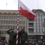 flaga Polski na Placu Wolności