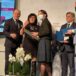 państwo Katarzyna i Zbigniew Bekasiakowie podczas wręczenia nagrody głównej przez Generalną Konserwator Zabytków oraz Dyrektora Narodowego Instytutu Dziedzictwa