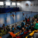 Uczestnicy turnieju halowej piłki nożnej dla dzieci w Dopiewie