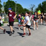 bieg na miotłach w garbach