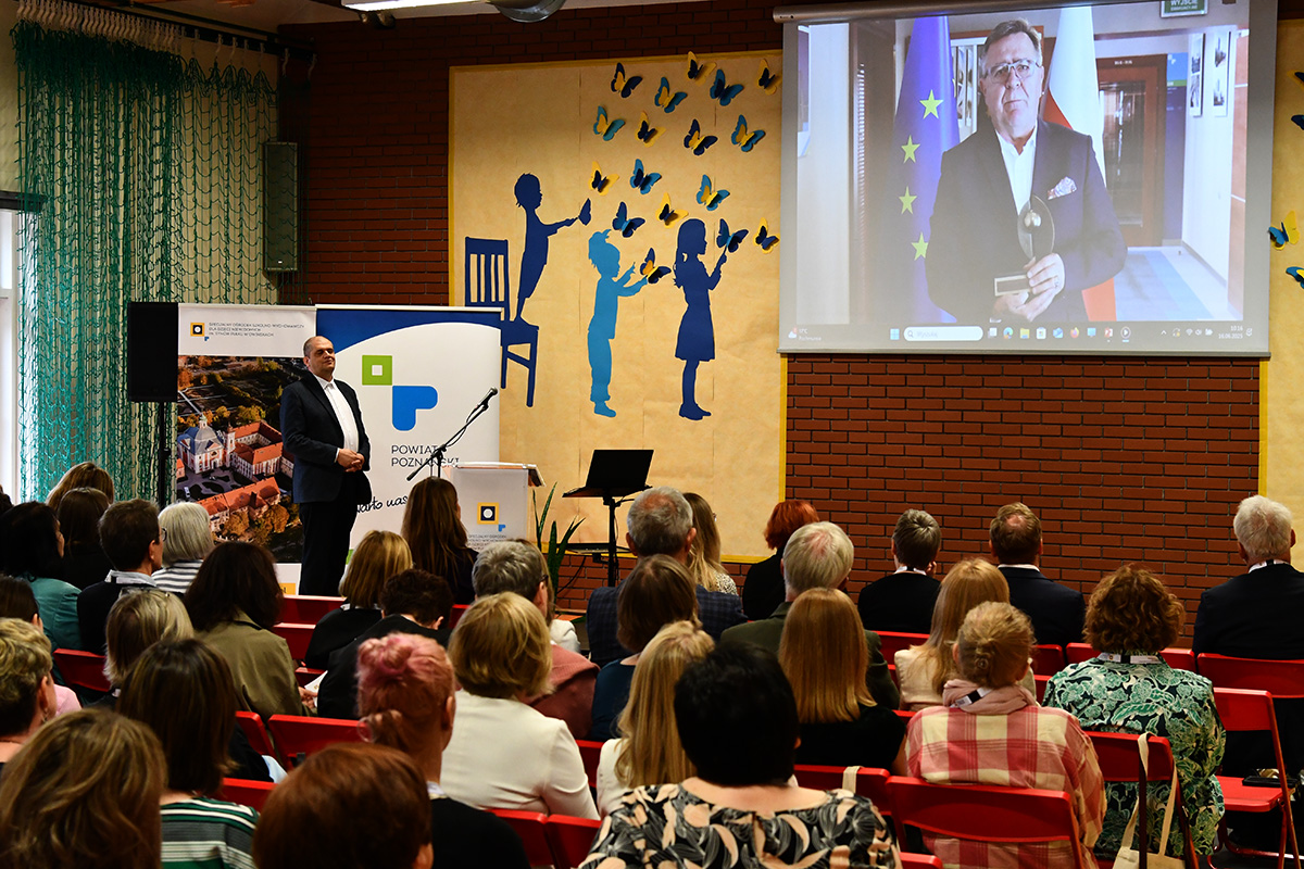 Uczestnicy konferencji w Owińskach
