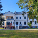 Zgłoszenia na konferencję w Dworze Skrzynki